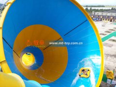 水上的这种大型娱乐